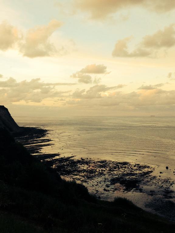 Lee-Side B&B Robin Hood's Bay Exterior photo